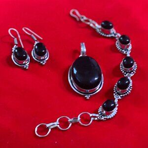 Striking Powerful Handmade Natural Black Onyx Pendant and Earring, Bracelet Sets